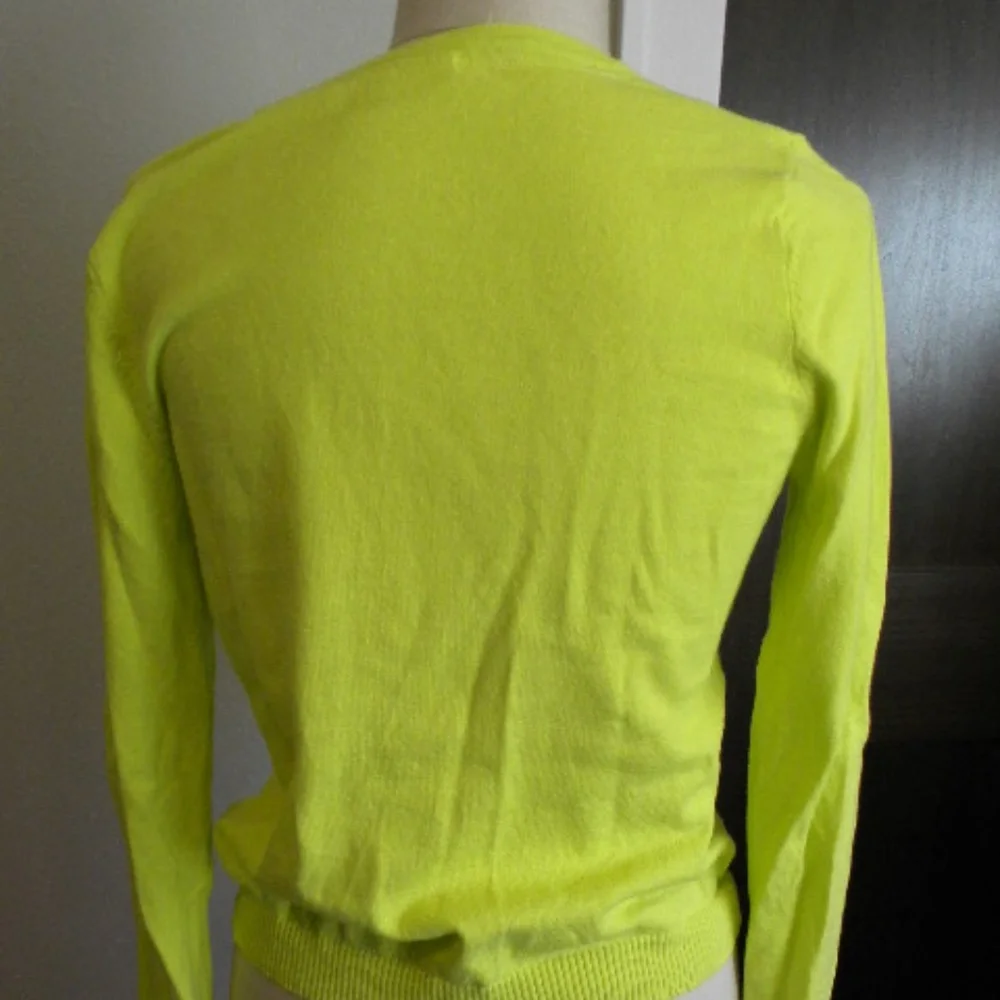 Roxy Cardigan - Picture 6 of 7